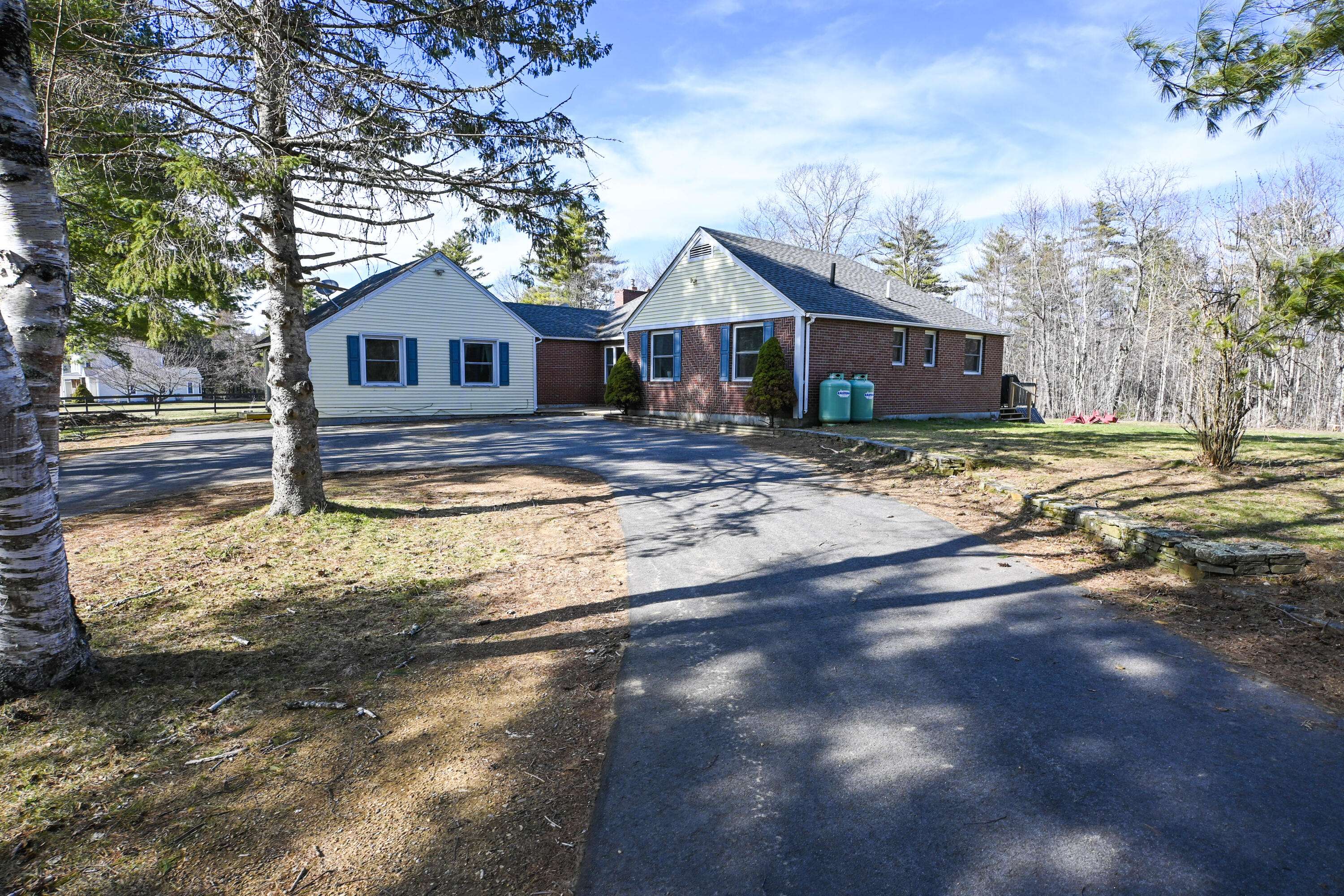 Lebanon, ME 04027,247 Smith RD