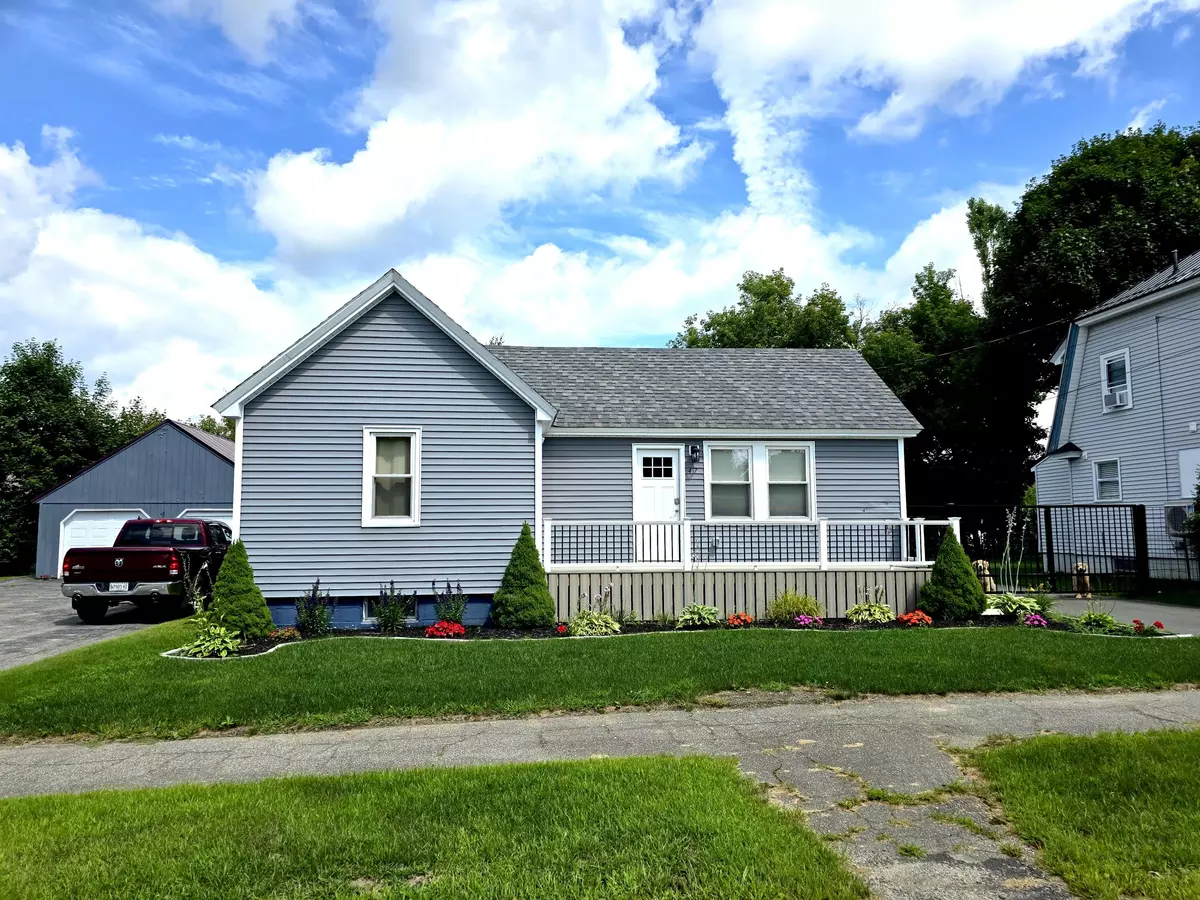 Millinocket, ME 04462,47 Eastland AVE