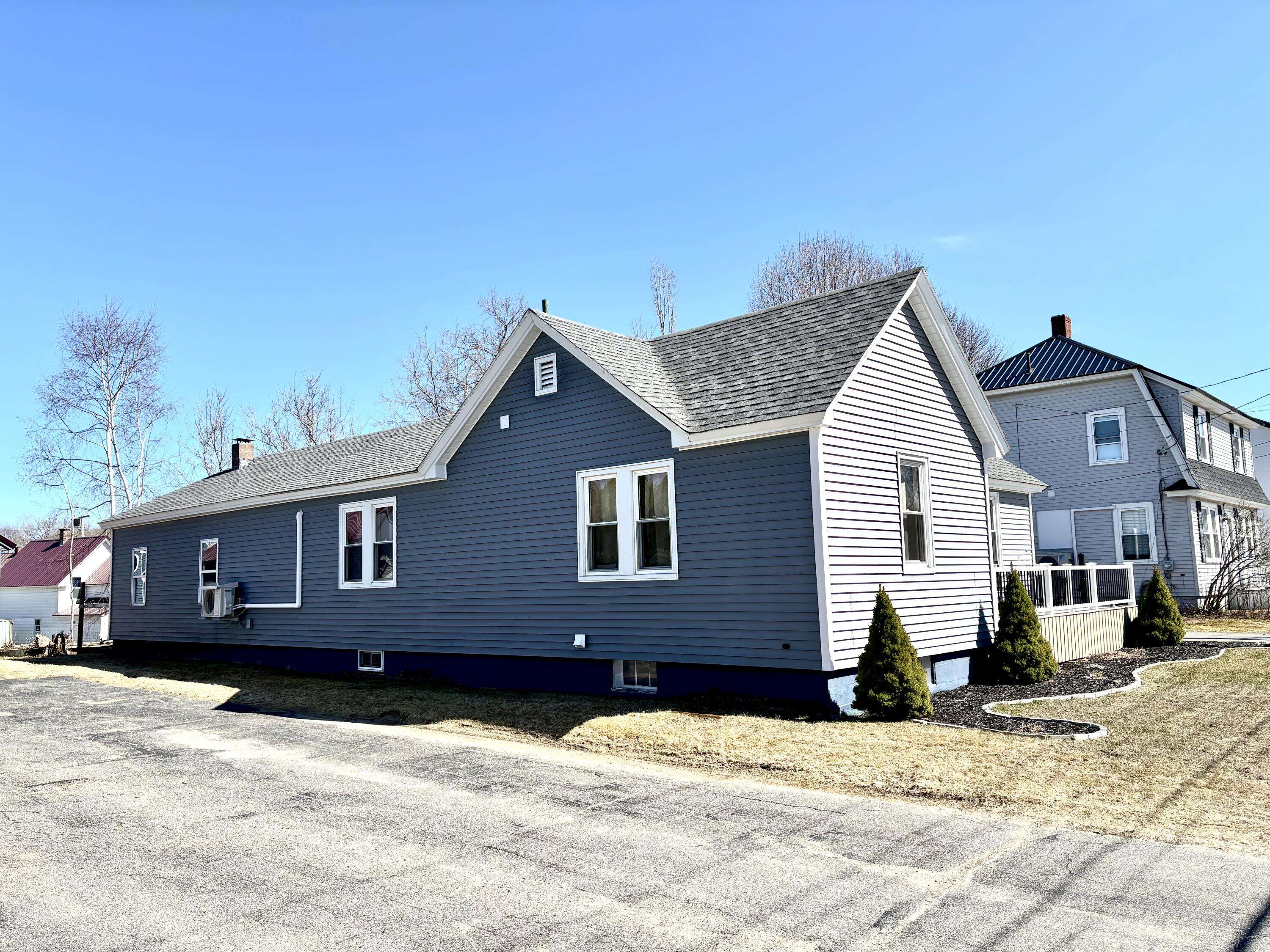 Millinocket, ME 04462,47 Eastland AVE