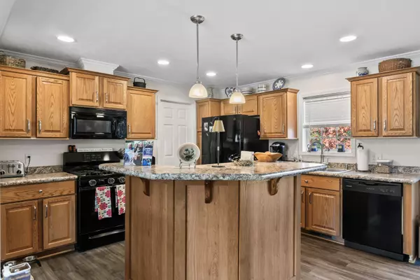 Kittery, ME 03904,10 Settlement LOOP