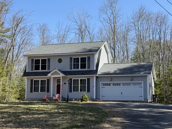 Kennebunk, ME 04043,2 Oliver LN