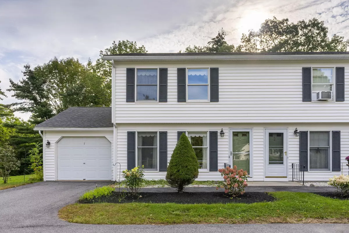 Westbrook, ME 04092,5 Everett CT #5