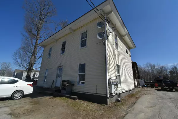 92 Elm ST, Hartland, ME 04943
