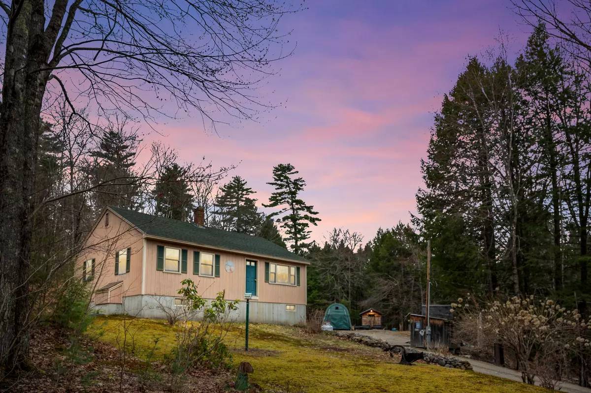 Parsonsfield, ME 04047,313 Devereux RD