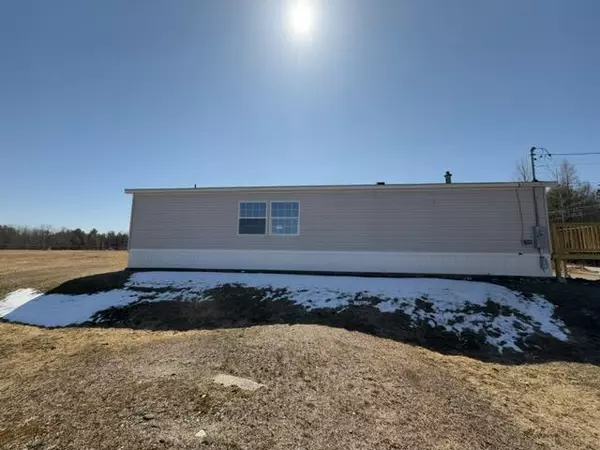 Burlington, ME 04417,20 Back RD