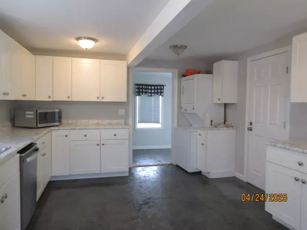 Jonesport, ME 04649,304 Main ST