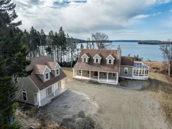 Roque Bluffs, ME 04654,208 Clay Point RD