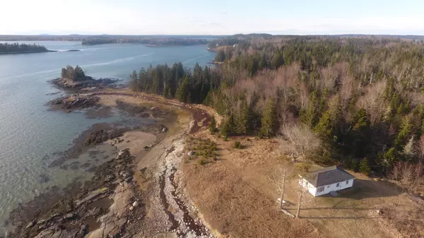 63 Headland RD, Milbridge, ME 04658