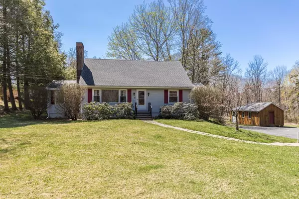 Kittery, ME 03904,15 Dennett RD