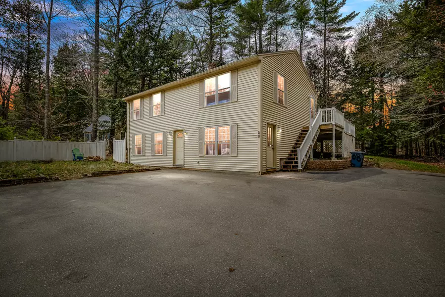 68 Rosemont AVE, Waterboro, ME 04061