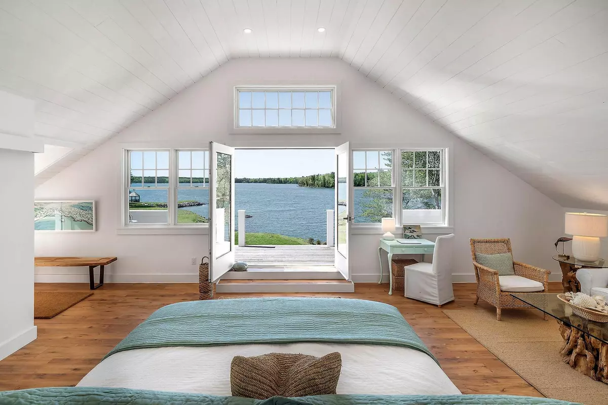 Brooklin, ME 04616,3 Flye Point RD