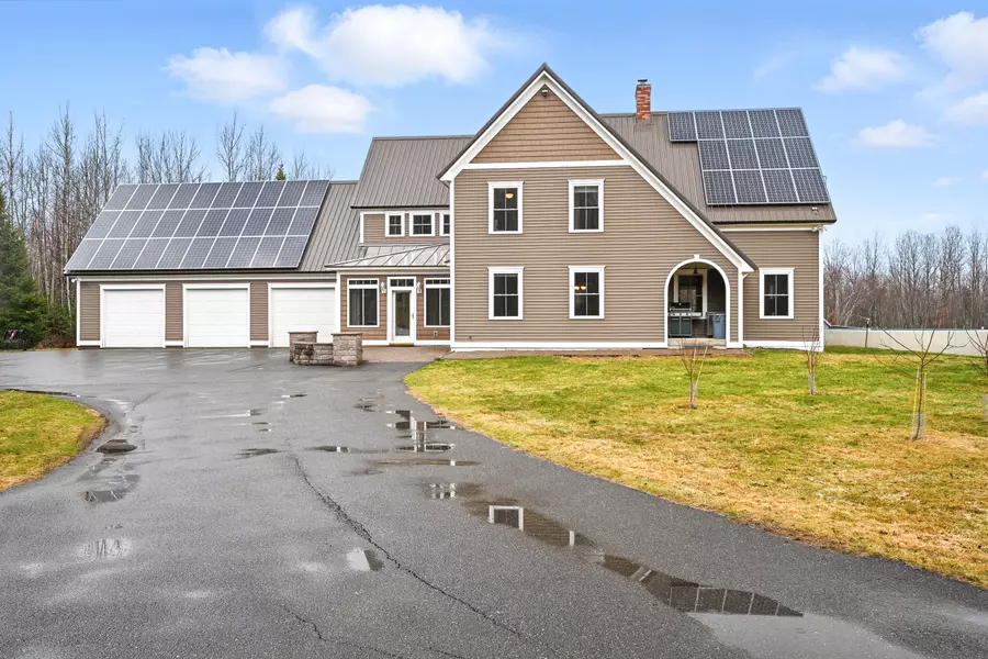 137 Phillips Corner RD, Pittsfield, ME 04967