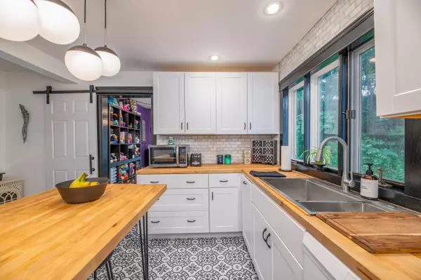 Readfield, ME 04355,3 Adell RD