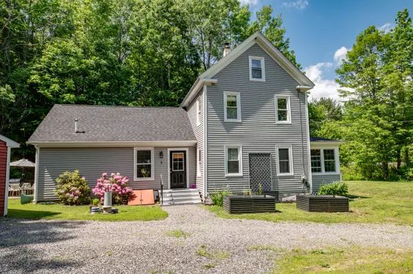 3 Adell RD, Readfield, ME 04355