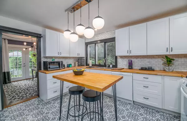 Readfield, ME 04355,3 Adell RD