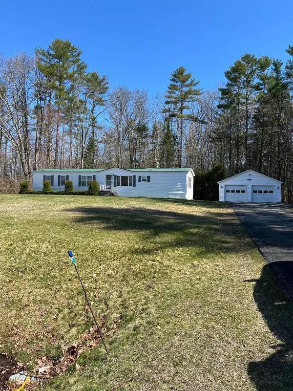 956 Route 3 Route, Palermo, ME 04354