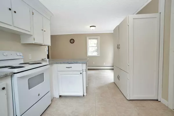 Rumford, ME 04276,15 Hemingway ST