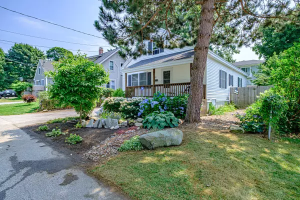 South Portland, ME 04106,28 Henry ST