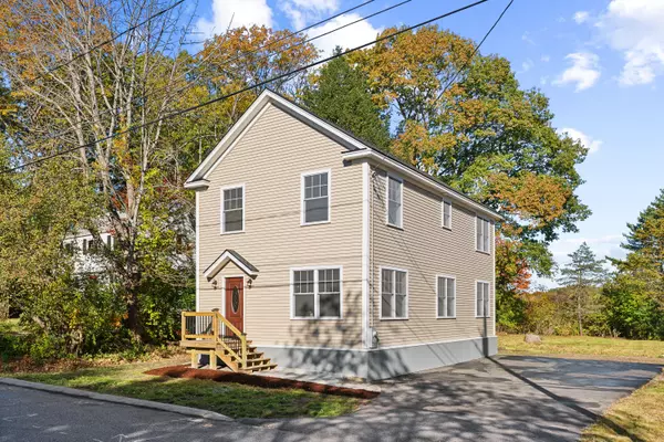 South Portland, ME 04106,33 Marcelle AVE