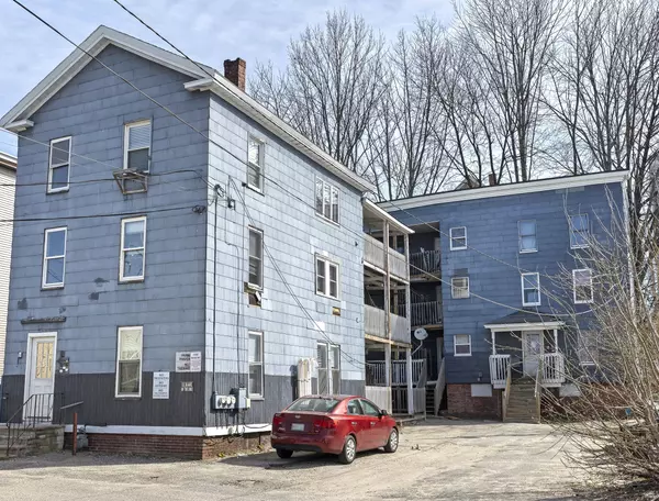 66-68 Knox ST, Lewiston, ME 04240