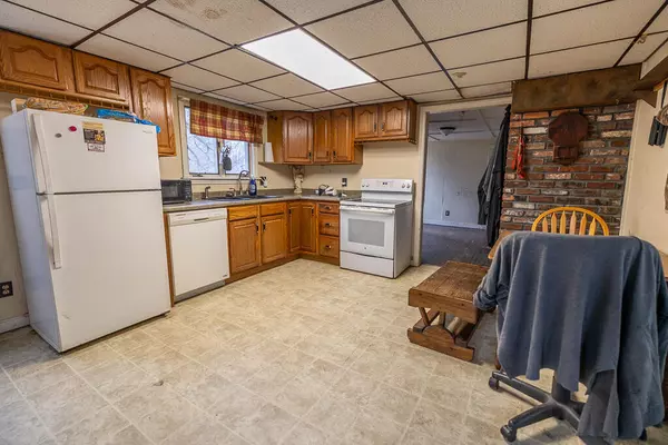 Oakland, ME 04963,103 S Alpine ST