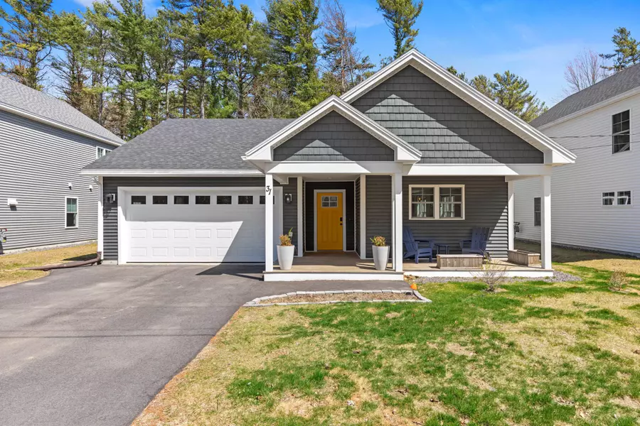 31 Neptune DR, Brunswick, ME 04011