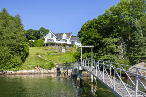 Rockport, ME 04856,11 Mechanic ST