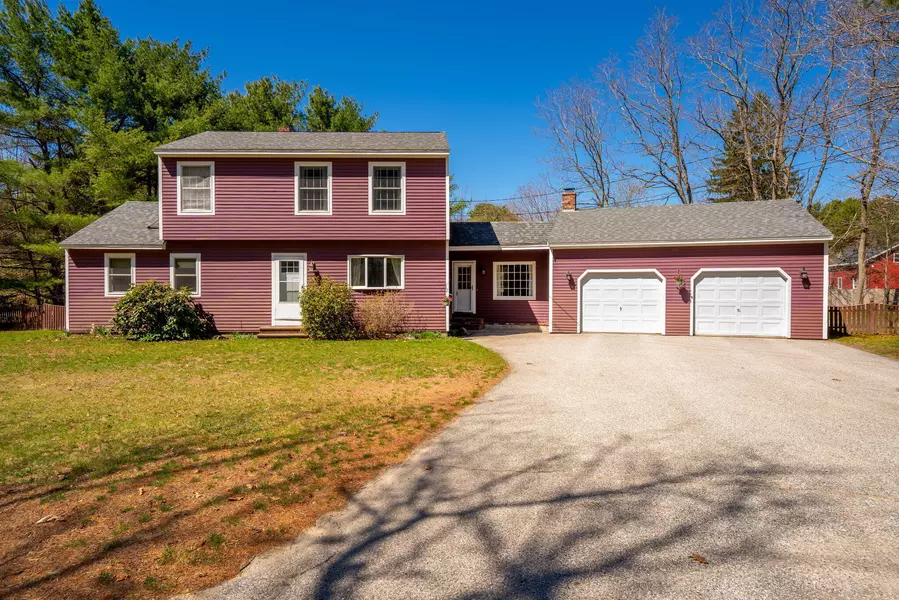 10 Marion AVE, Gray, ME 04039