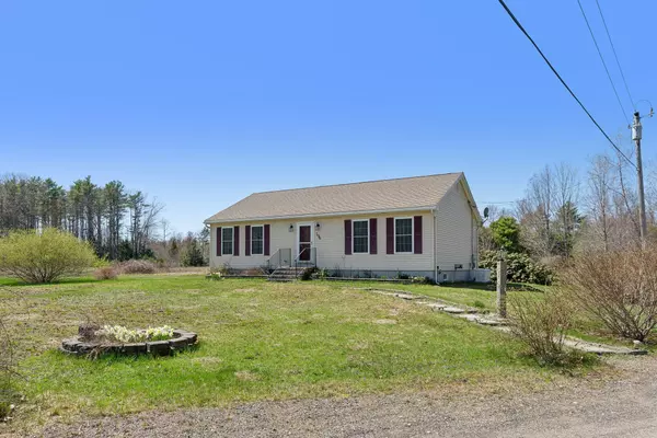 Saco, ME 04072,196 Jenkins RD
