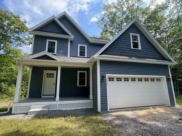 213 Dunton RD, Naples, ME 04055