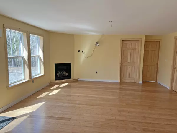 Otis, ME 04605,294 Otis RD