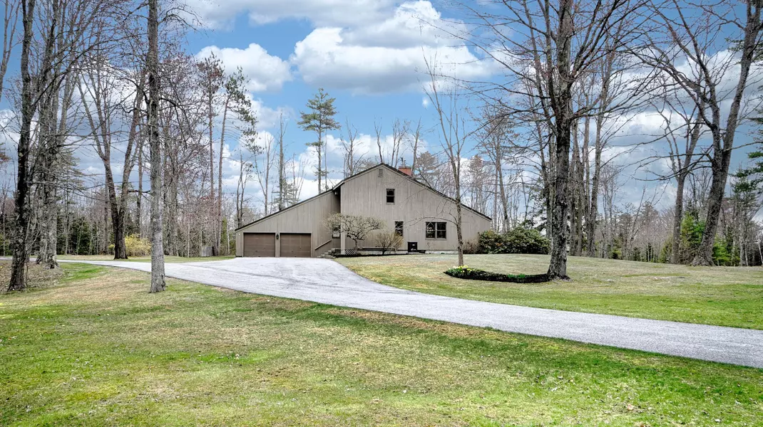12 Cranberry Pines RD, Scarborough, ME 04074