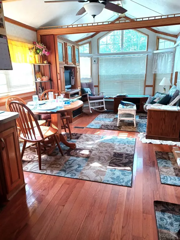 Wells, ME 04090,430 Post RD #141