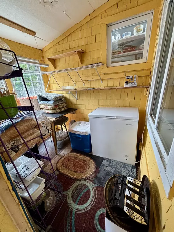 Verona Island, ME 04416,2 Bridges RD