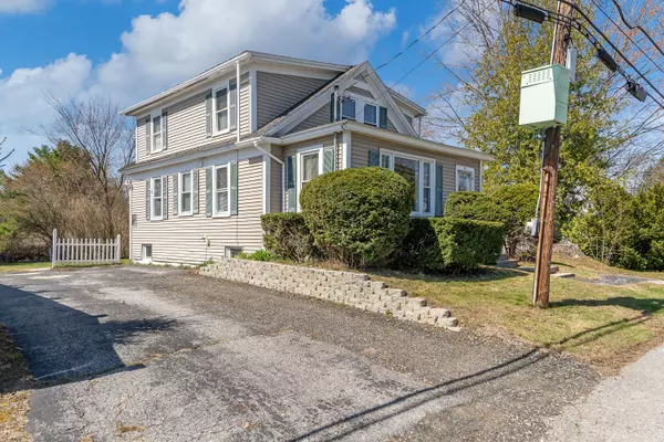 91 Pettingill ST, Lewiston, ME 04240