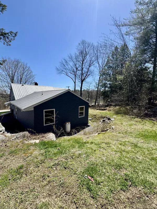 Westbrook, ME 04092,622 Methodist RD