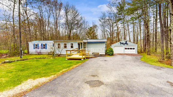 1215 Hotel RD, Auburn, ME 04210
