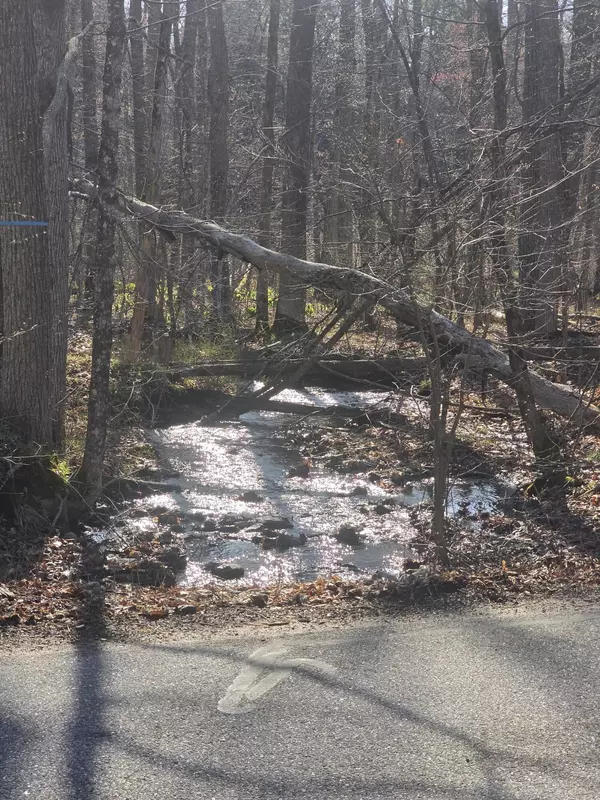 Acton, ME 04001,48-2 13th ST