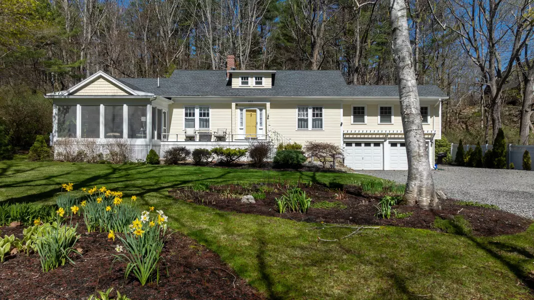 802 Shore RD, York, ME 03902