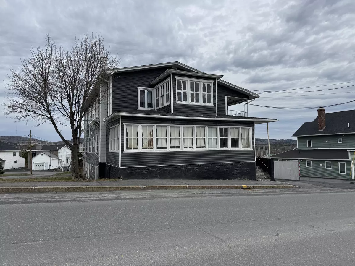 Madawaska, ME 04756,448 E Main ST