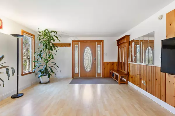 Freeport, ME 04032,36 Farmview LN