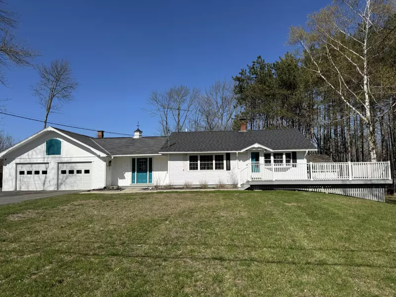 365 Snakeroot RD, Pittsfield, ME 04967
