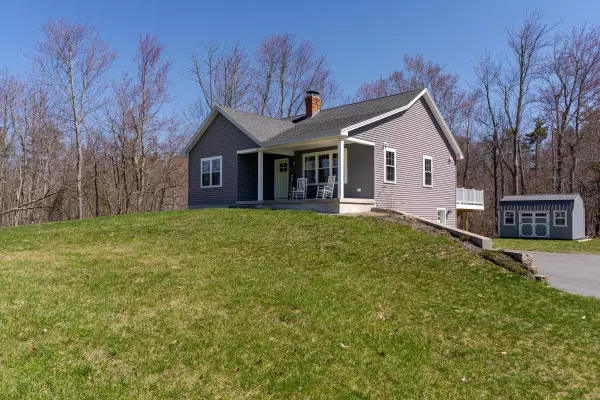 Sanford, ME 04073,124 Bauneg Beg RD