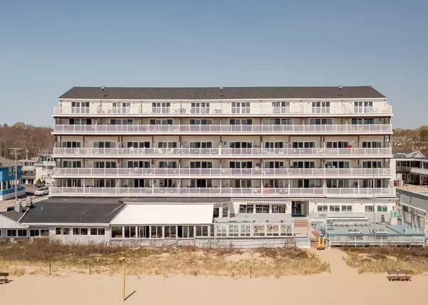 Old Orchard Beach, ME 04064,39 W Grand AVE #250