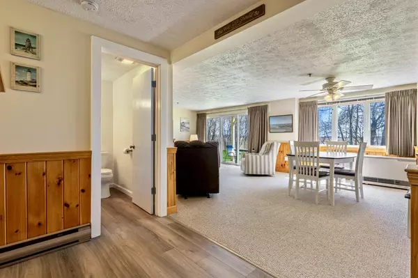 Wells, ME 04090,1373 Post RD #4A