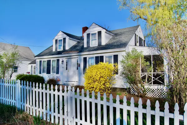144 Post RD, Wells, ME 04090