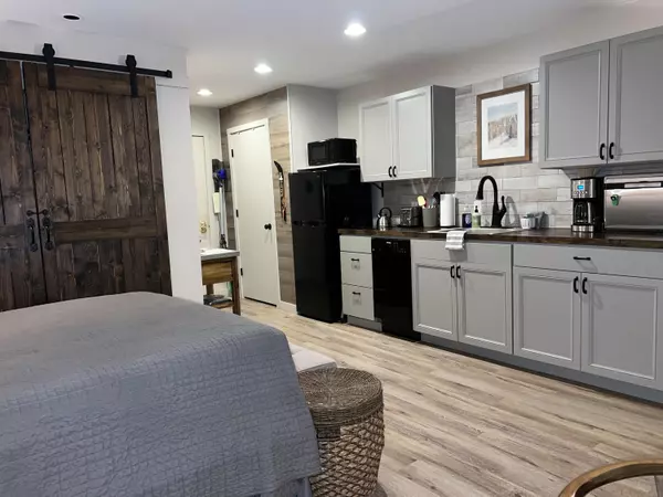 Carrabassett Valley, ME 04947,165 Sugartree One #165