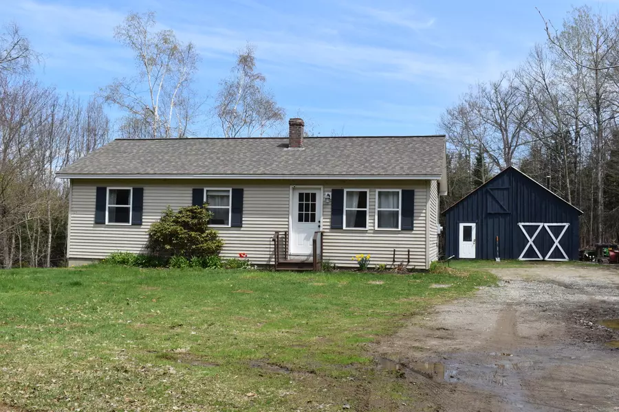 104 Town Farm RD, Lincoln, ME 04457
