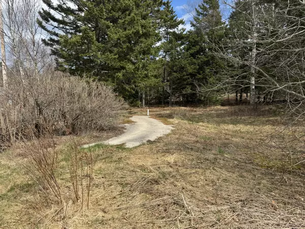 Eastport, ME 04631,4 Janney ST