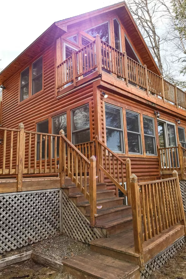 Enfield, ME 04493,204 Cedar Rest RD